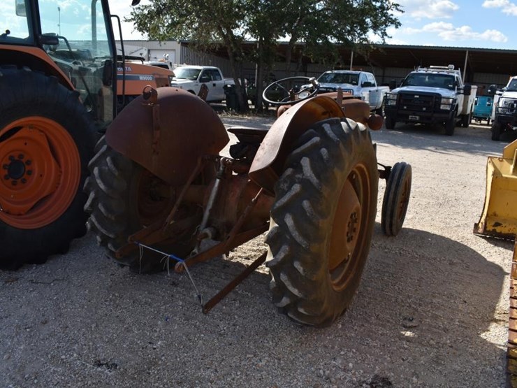 ford-600-image-7