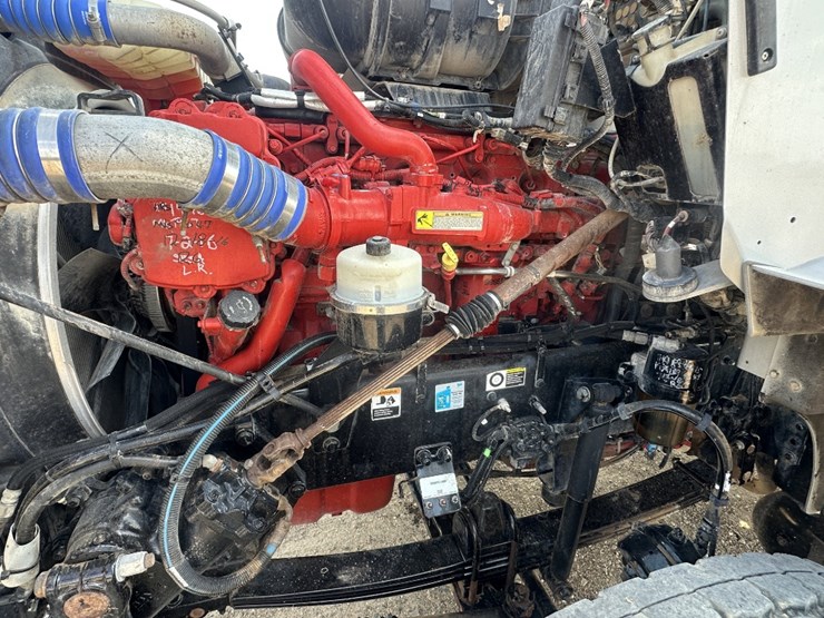 2015-kenworth-t800-image-24
