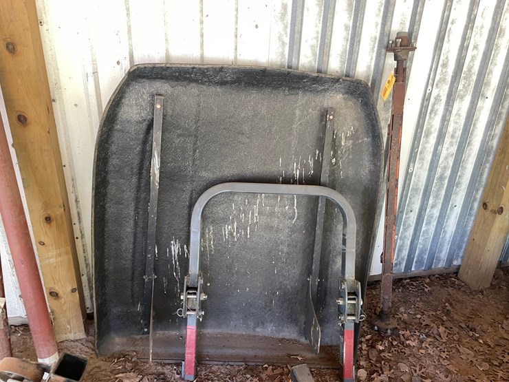 #1659-•-axle,-roll-bar,-and-cab-canopy-image-2