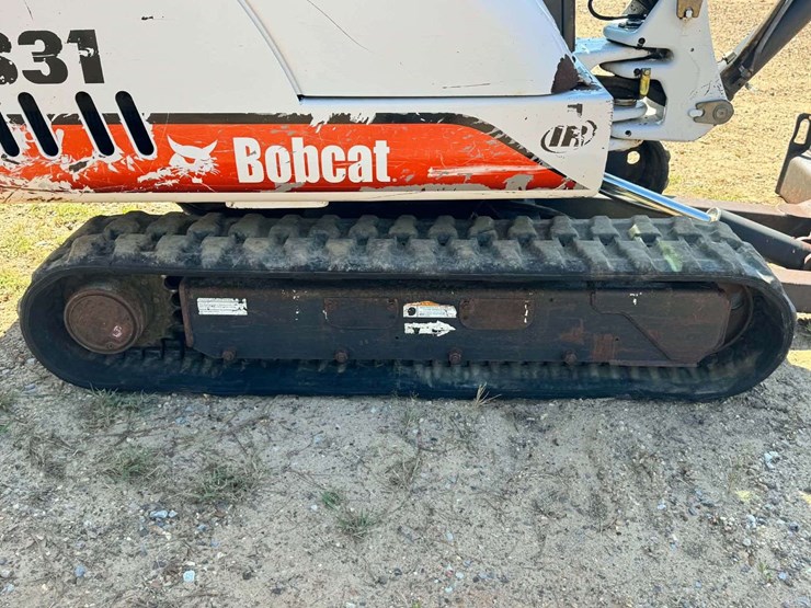 2002-bobcat-331-image-21
