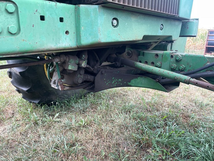 john-deere-4640-image-32