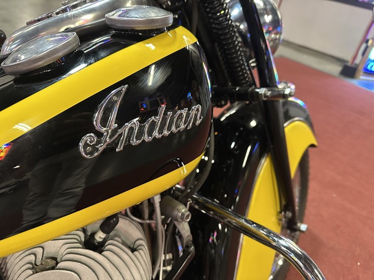 #159-•-1947-indian-chief-motorcycle-image-9