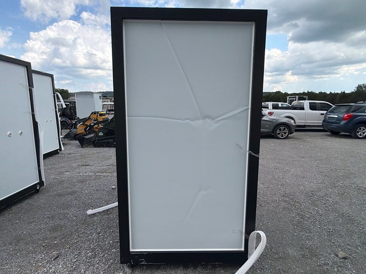 #178-•-two-stall-mobile-toilet-image-2