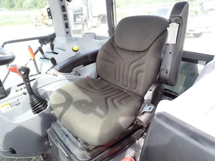 2021-kubota-m4-071-image-12