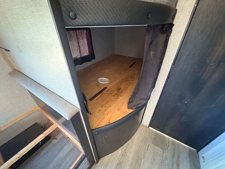 2022-jayco-"jayflight"-bumper-pull-travel-trailer-image-23