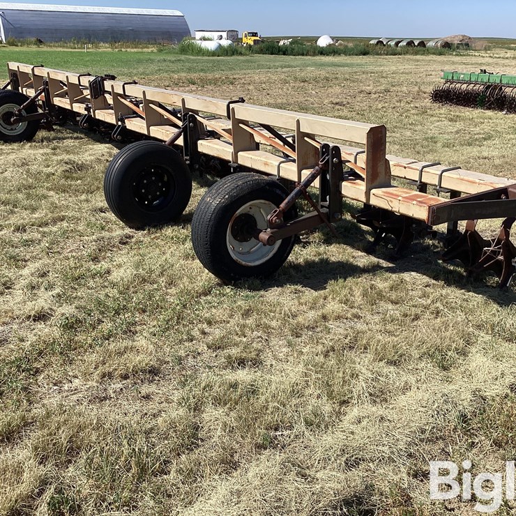 Hamby 13 Row 32’ Sand Fighter Bar