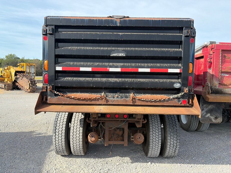 2001-sterling-l9500-image-6