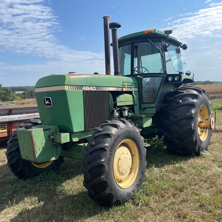 JOHN DEERE 4640