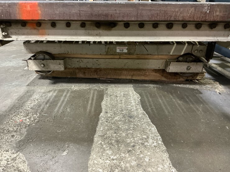 #165-•-haworth-scissor-lift-roller-conveyor-table-image-6