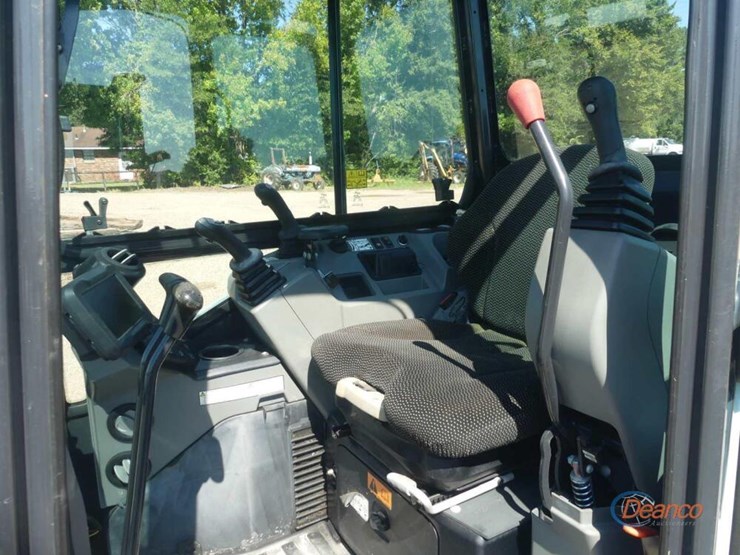 2022-bobcat-e35-image-10