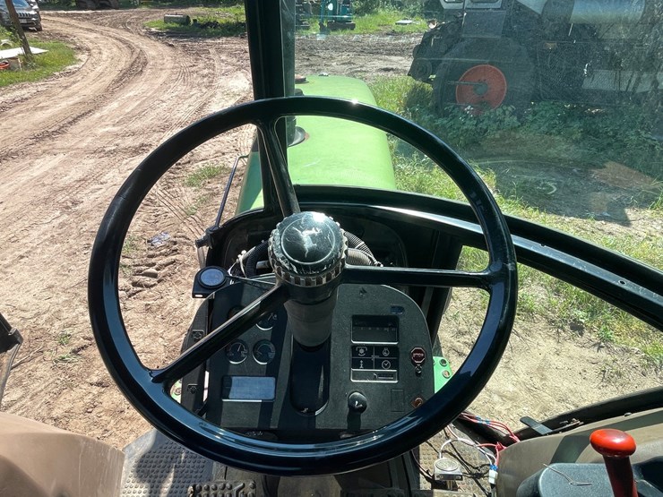 john-deere-4050-image-21