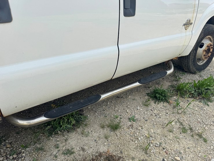 2012-ford-f350-image-18