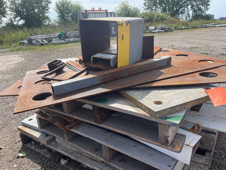 #10613-•-pallet-of-scrap-metal-image-5