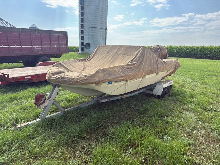glastron-boat-on-ez-loader-roller-trailer-w/-100-hp-evinrude-outboard-motor---*rotten-tires*----*title-and-transfer-fees-to-apply*-image-1