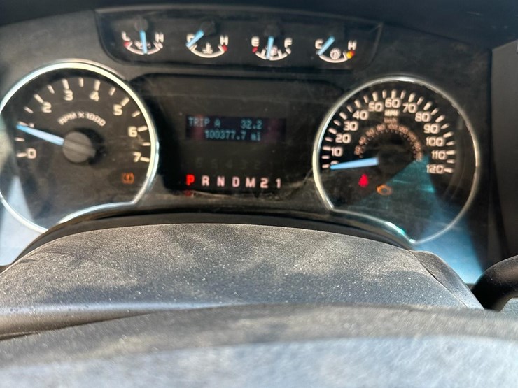 2012-ford-f150-xlt-image-10