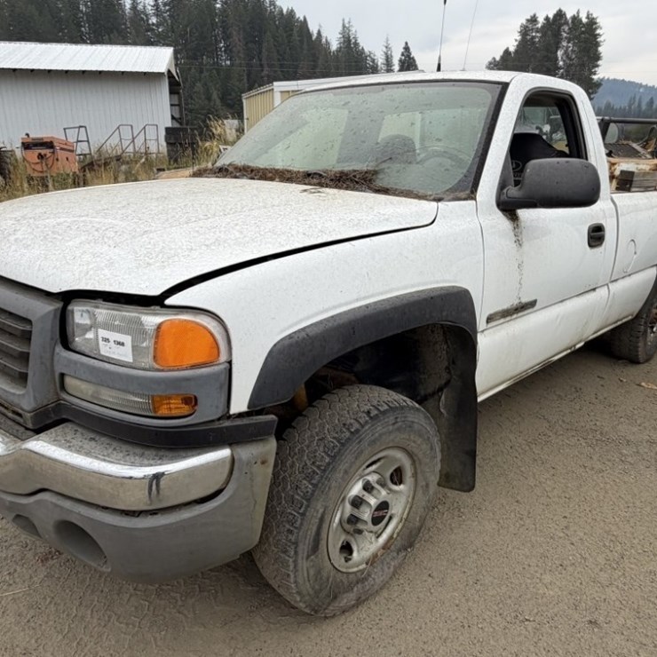 2005 GMC SIERRA 2500