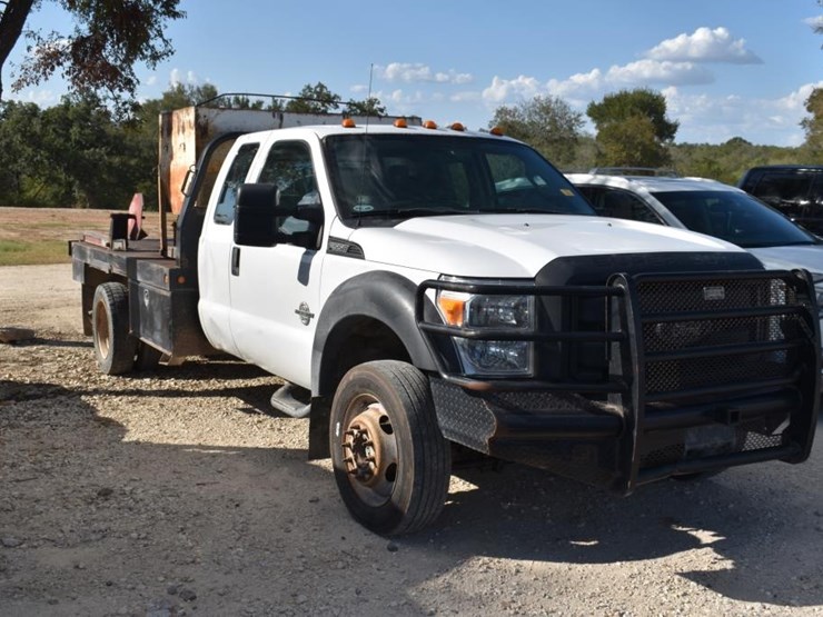 2012-ford-f550-image-2