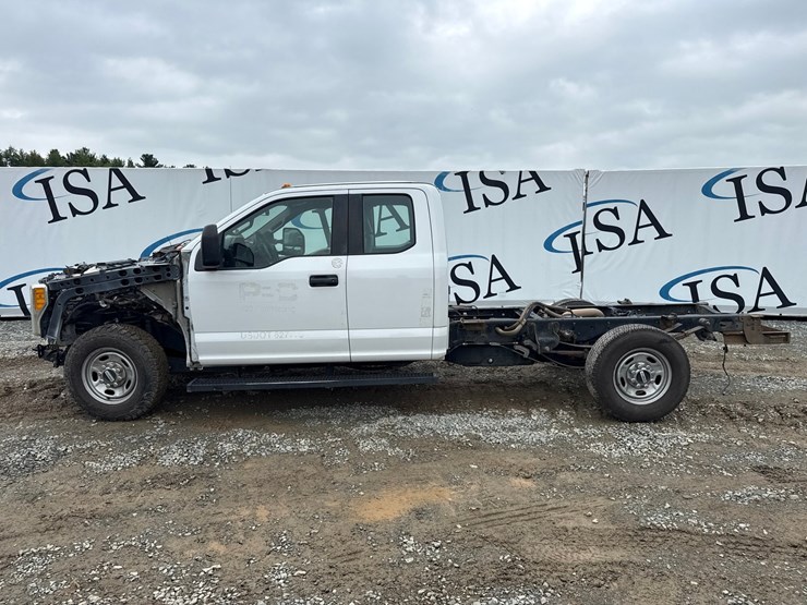 2017-ford-f250-image-2