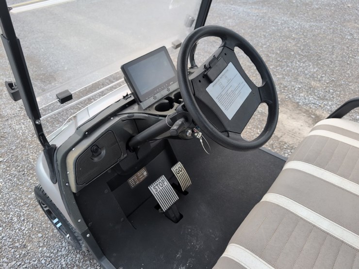 #189-•-2024-icon-2-passenger-electric-image-8