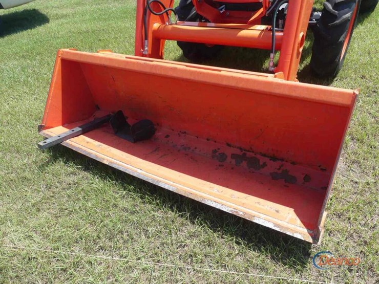 2016-kubota-l4701dt-image-8