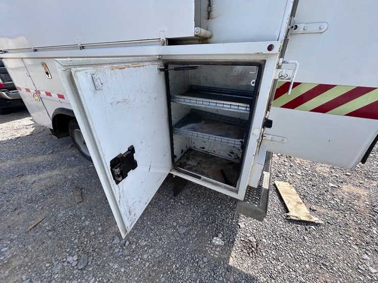 #212-•-2014-saub-pull-behind-service-trailer-image-20