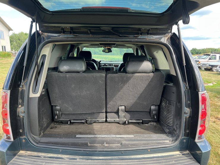 2008-gmc-yukon-denali-image-28
