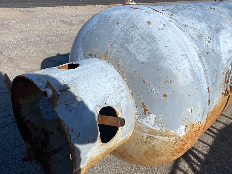 #9104-•-240-gallon-air-tank-(o4)-image-10