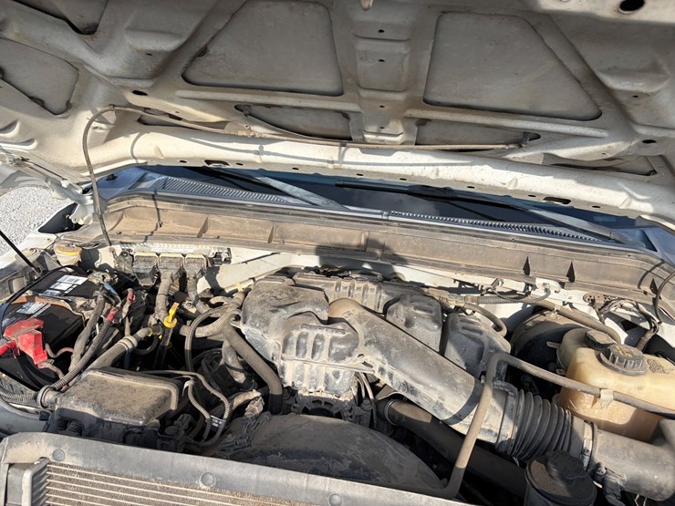 #247-•-2016-ford-xl-f-250-service-truck-image-17