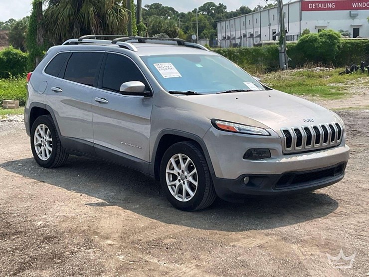2015-jeep-cherokee-image-2