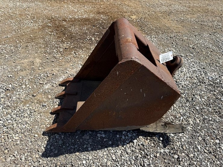 24”-excavator-bucket-image-2
