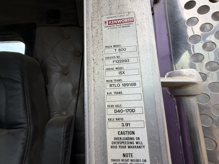2006-kenworth-t800-image-32