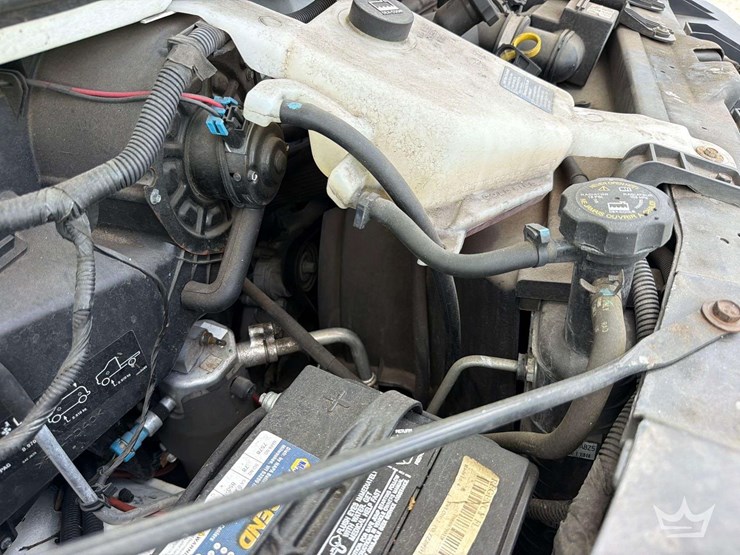 2017-chevrolet-express-2500-image-33