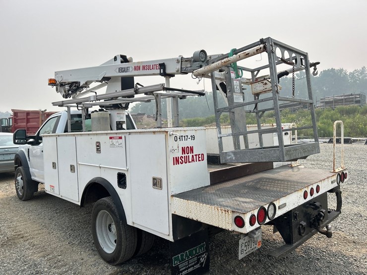 2019-ford-f550-image-16