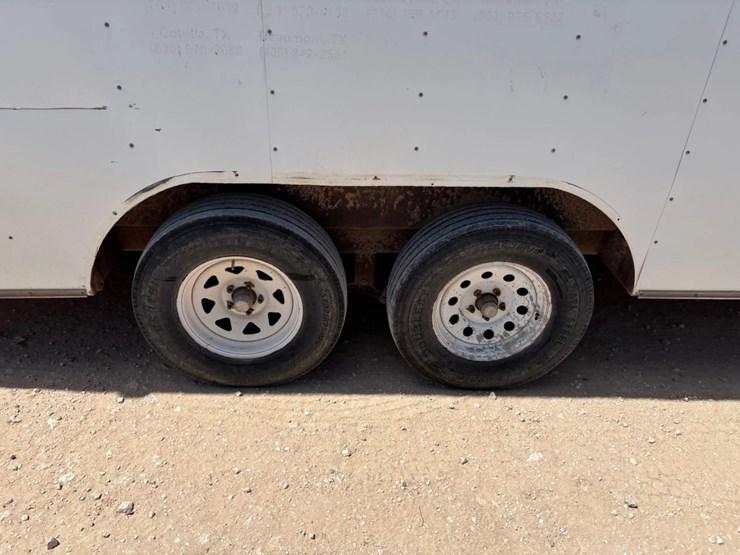 2010-haulmark-20’-x-100”-t/a-bumper-pull-enclosed-trailer-image-6
