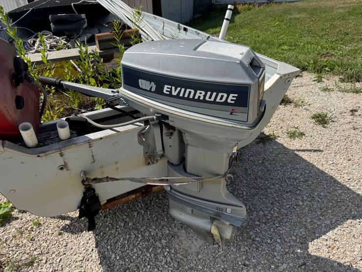 #10510-•-mirrocraft-16’-boat-(no-title)-(located-in-rosendale-wi)-image-23