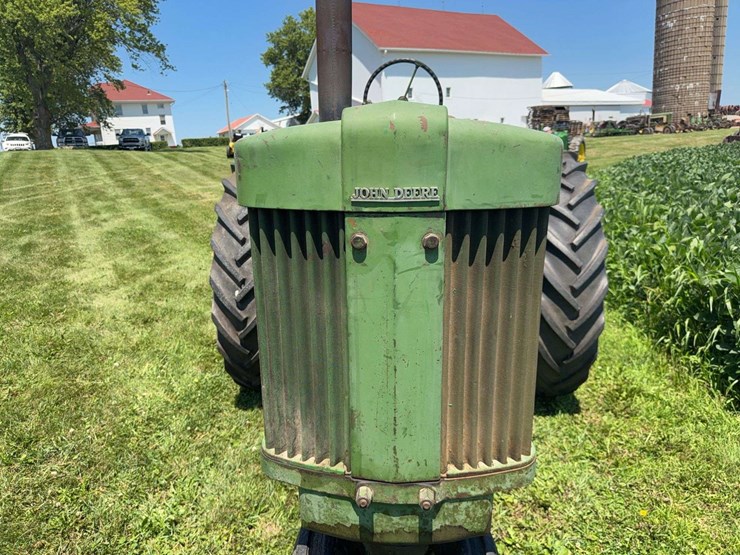 john-deere-70-image-9