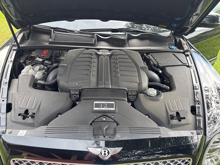 #153-•-offered-at-no-reserve-|-2018-bentley-bentayga-suv-image-43