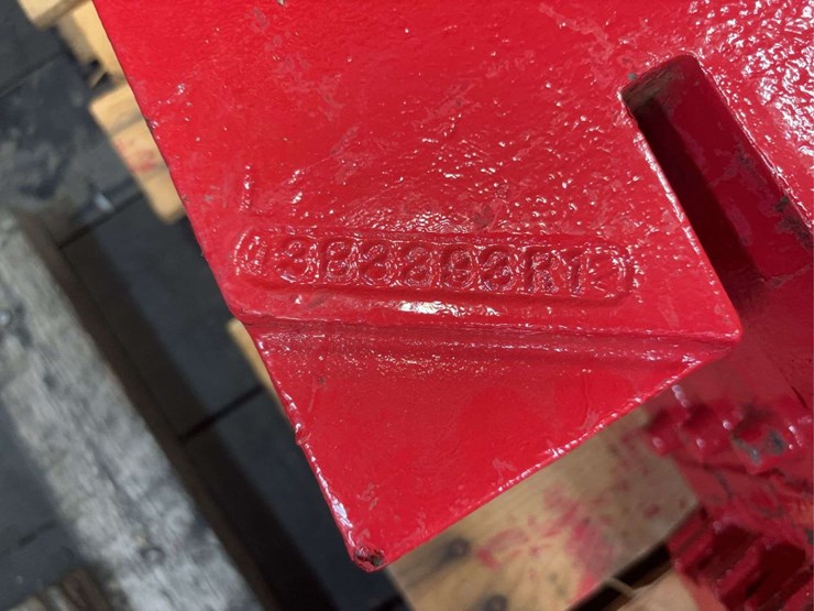(5)-international-harvester-100lbs.-small-handle-suitcase-weights-image-7