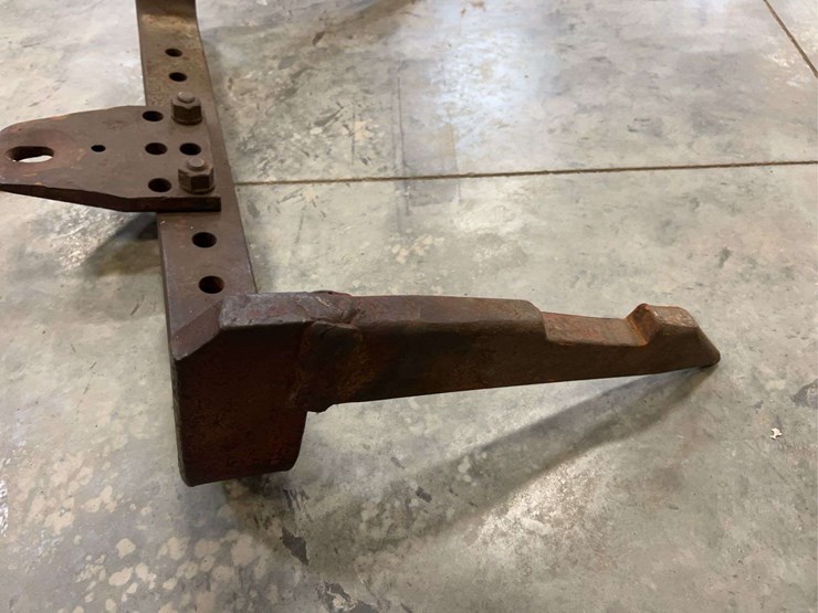 (2)-international-harvester-fast-hitch-drawbars-image-8