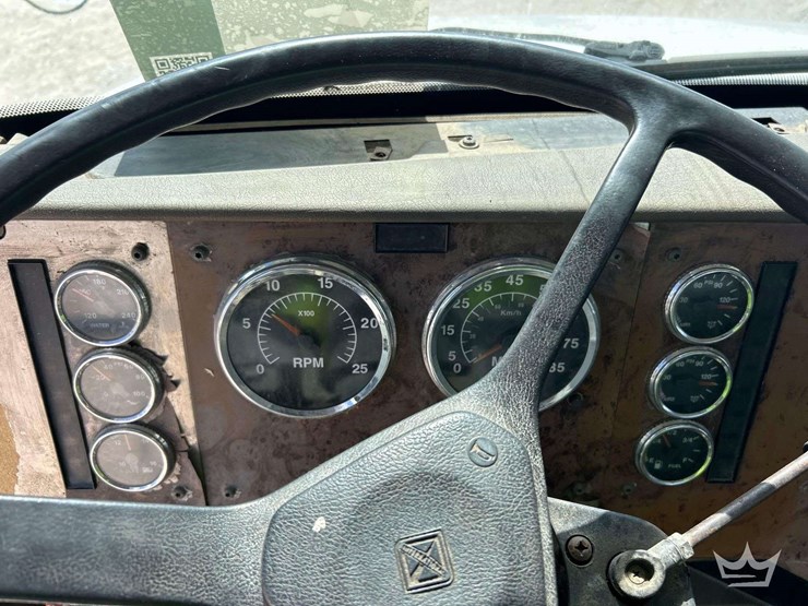 2006-international-9200i-image-25