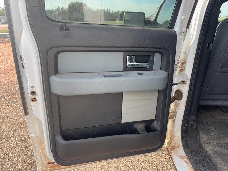 2012-ford-f150-xlt-image-23