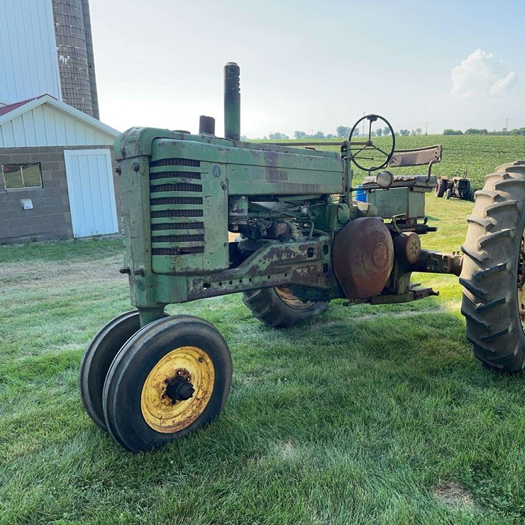 JOHN DEERE A