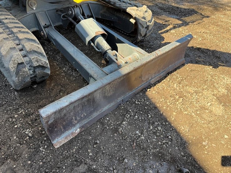2017-wacker-neuson-ez38-image-10