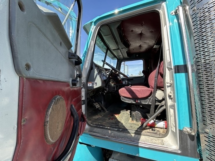 2012-western-star-4900-image-13