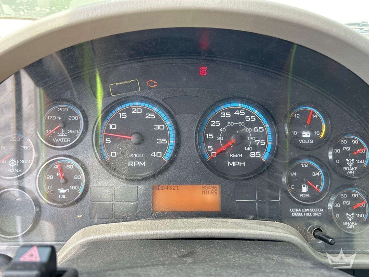 2014-international-durastar-4300-image-12