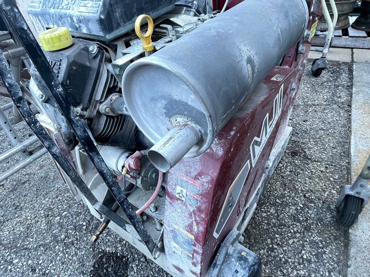 #9135-•-propane-powered-concrete-saw-(03)-image-7
