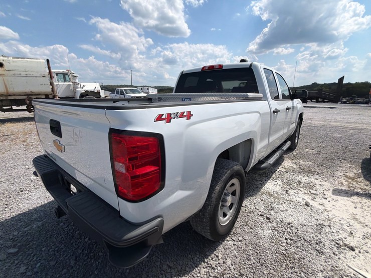 2018-chevrolet-silverado-1500-image-7
