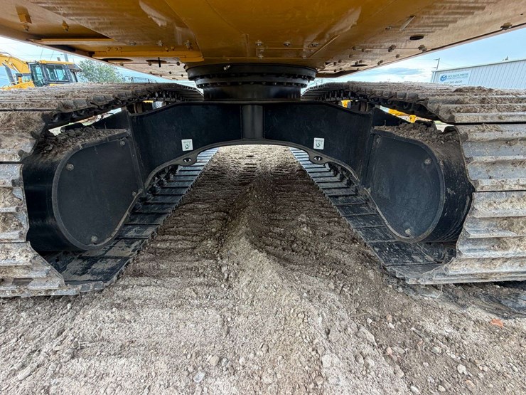 2023-komatsu-pc170lc-11-image-13