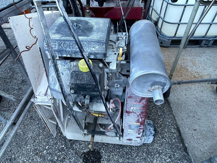 #9135-•-propane-powered-concrete-saw-(03)-image-6