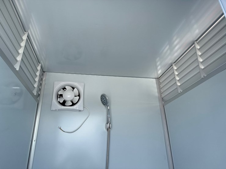 #185-•-portable-restroom-image-7